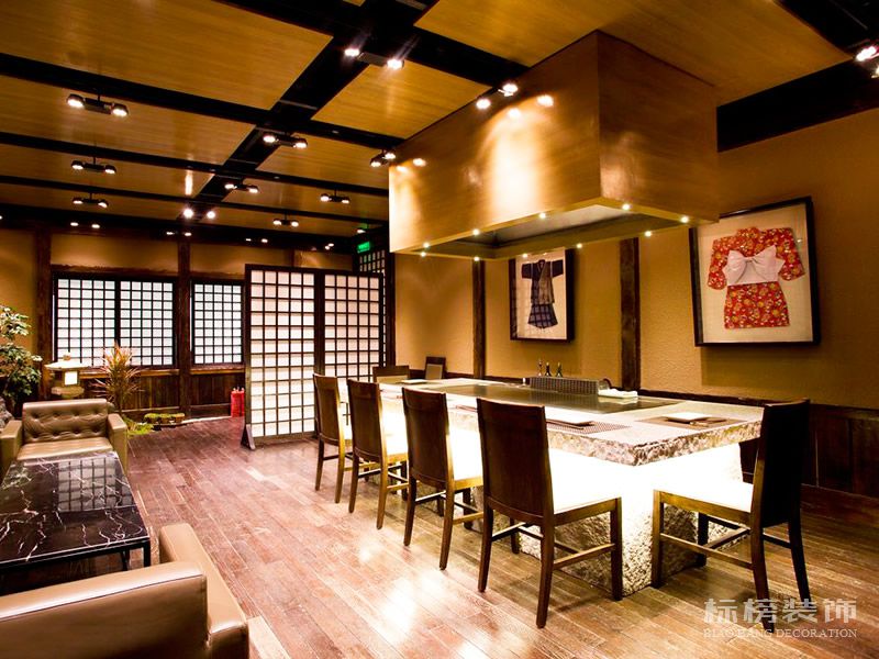 关于深圳餐饮餐厅装修设计要点是什么？